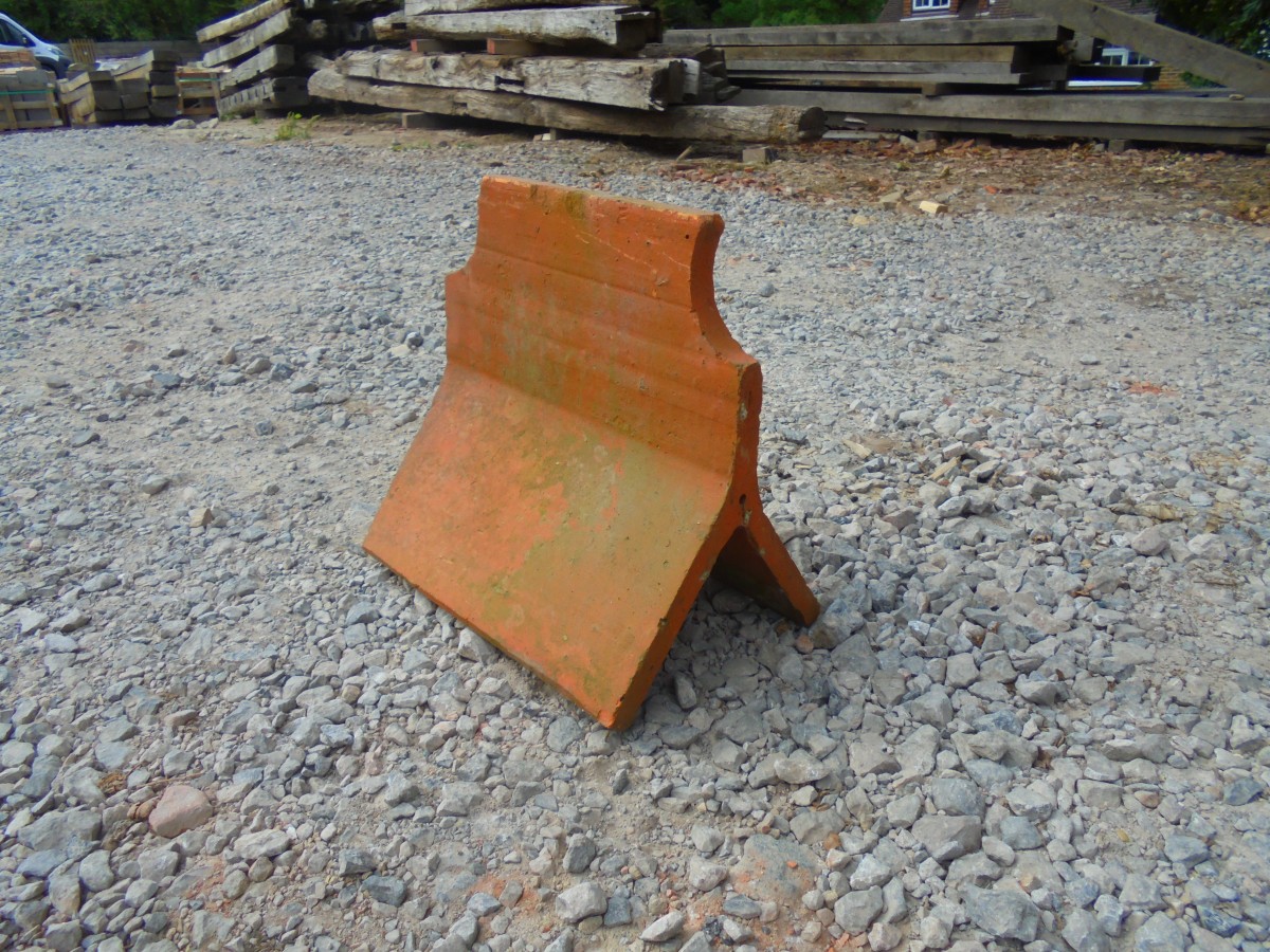 batch of 4 ornamental ridge tiles - Authentic Reclamation