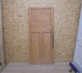 Three panelled door (1 over 2)