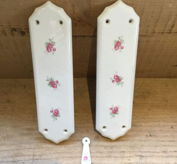 Kitsch Floral Push Plate & Keyhole Cover Set