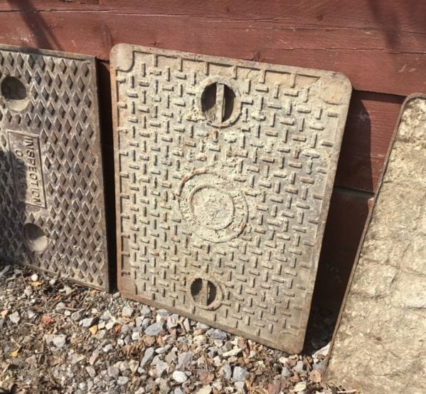 Complete Handled Reclaimed Man Hole Cover