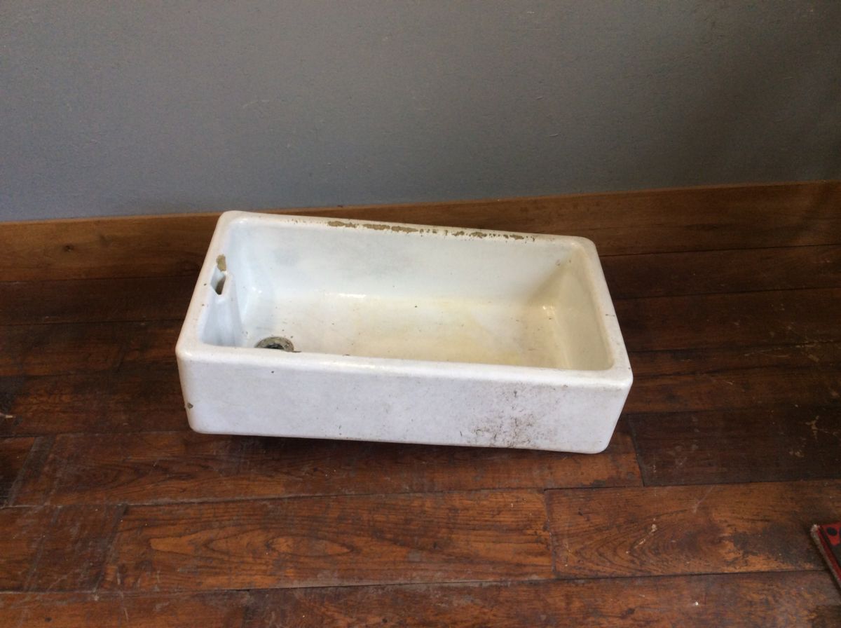 Extra-Large Butler Outdoor Sink - Authentic Reclamation
