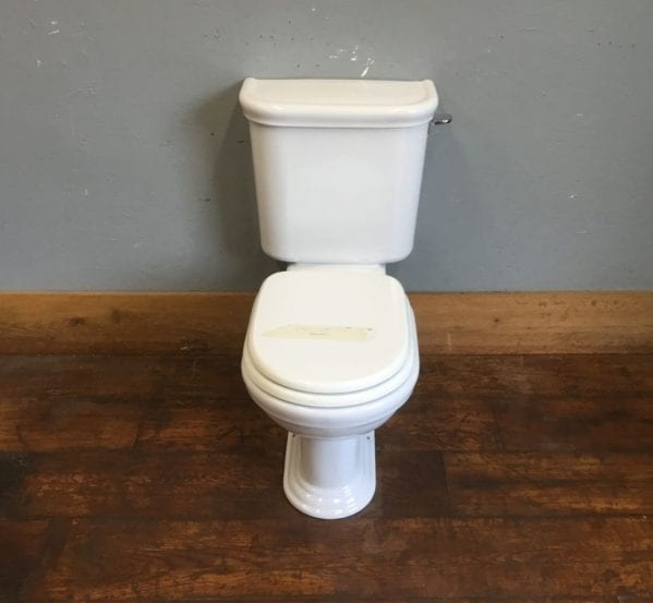 Rounded White Toilet & Cistern
