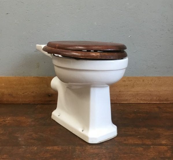 Trent Toilet & Dark Wood Seat
