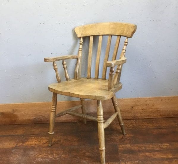 Farmhouse Armed Chair