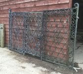 Large Three Section Gate & Railings