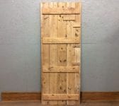 Light Pine Ledge & Brace Door