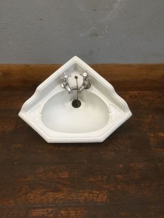 reclaimed sink - materials