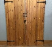 Pine Ledge & Brace Double Doors