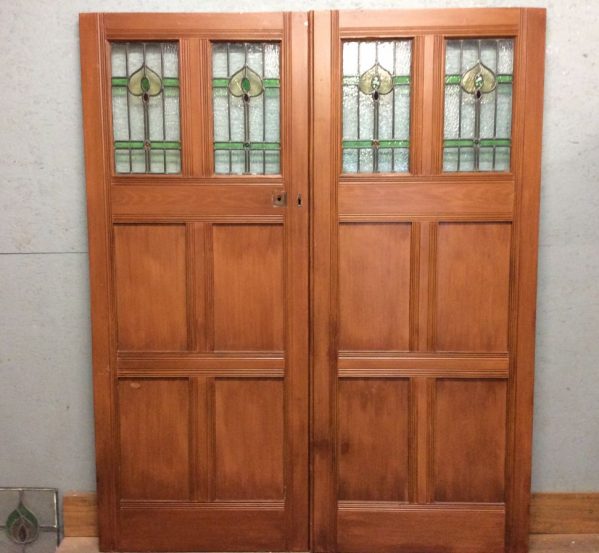 Plush Oak Stained Glass Double Doors