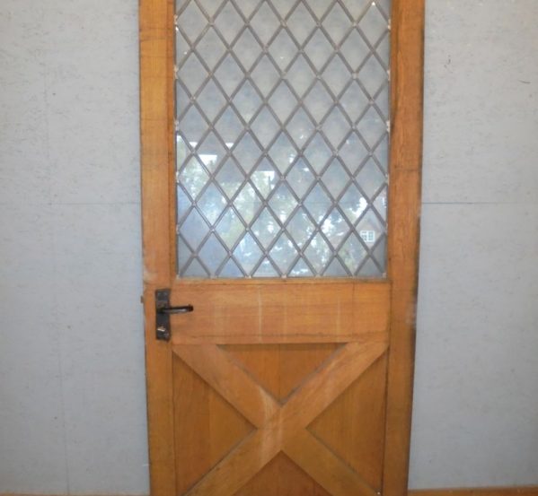 leaded oak door