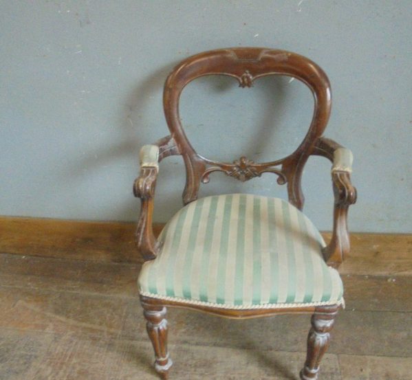 Varnished Oak Upholstered Chair