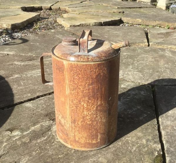 Traditional Oil Tin Can