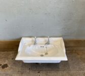 Reclaimed Heritage Sink With Taps