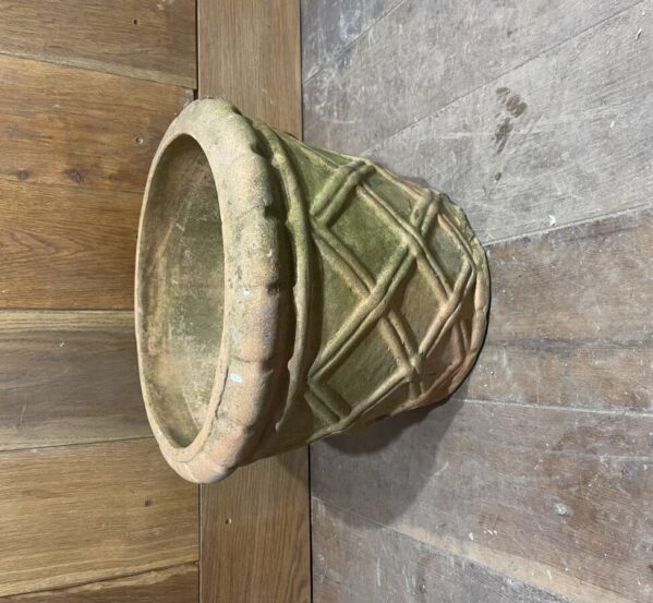 Reclaimed Tericotta Criss Cross Pot