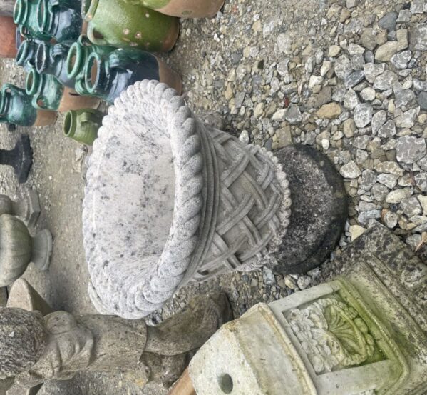 Small Stone Criss Cross Pot