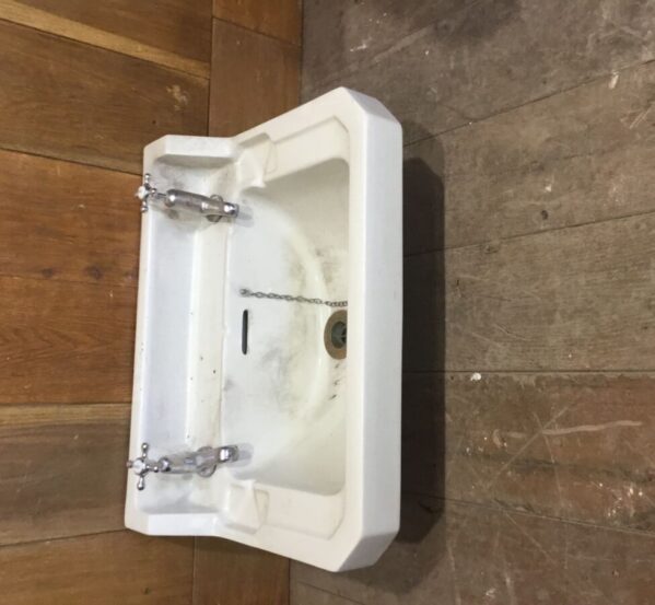 Reclaimed Basin with Soap Dishes