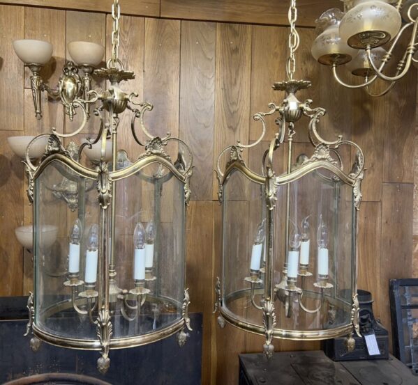 Pair of Amazing Detailed Hanging Lights