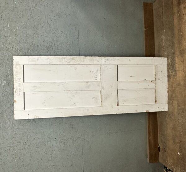White 4 Panel with No Beading