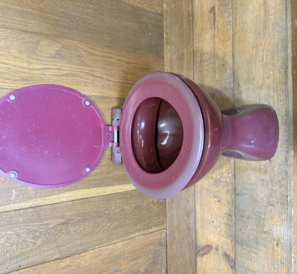 Reclaimed Burgundy Toilet with Lid
