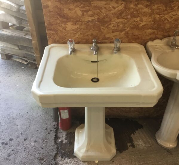 Off- White Standard Sink and Pedestal