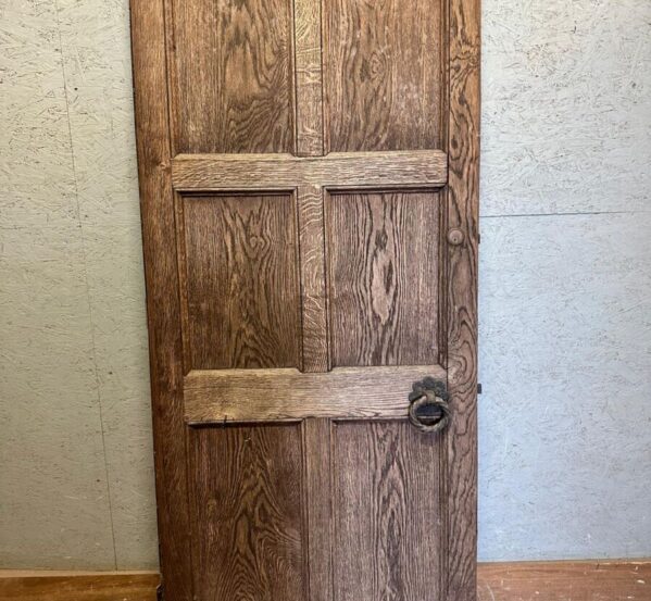 Beautiful Solid Oak Door with Furniture