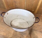 Enameled White Metal Tub