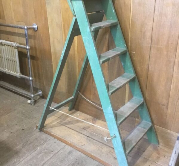 Green 6 Step. Step Ladder