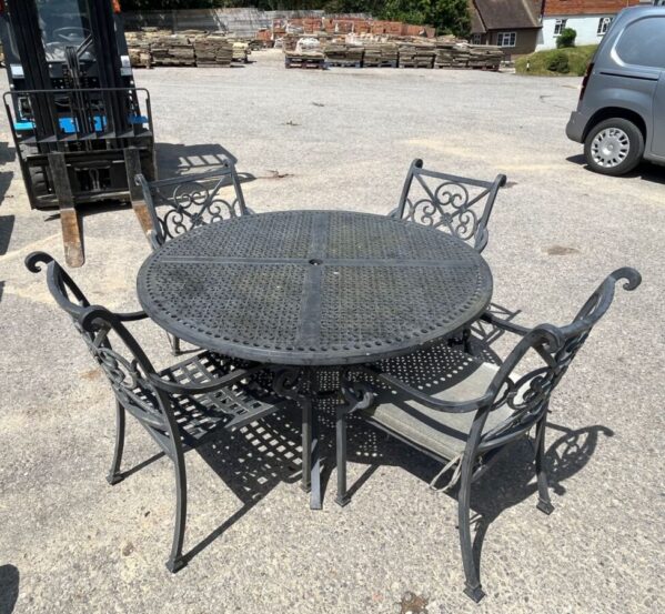 Kew Aluminium Table With Chairs