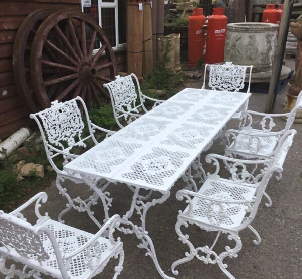 Large Very Decorative 6 Person Table