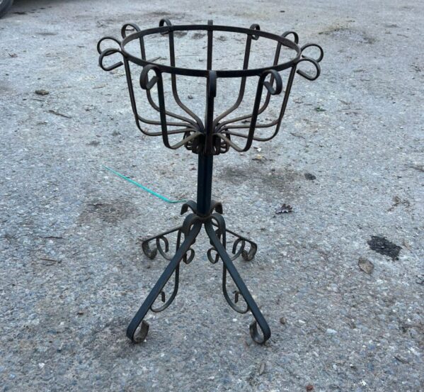 Small Cast Iron Pot Stand