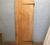 Oak Ledge And Brace Door