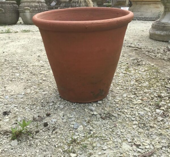 Simple red terracotta pot