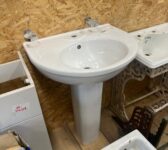 Modern Pedestal Basin