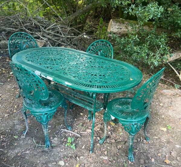 Victorian Green Garden Set