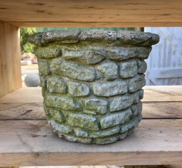 Round Stone Wall Pot