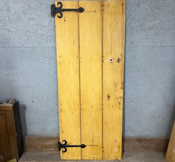 Handsome L&B Door