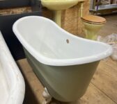 Olive Roll Top Bath