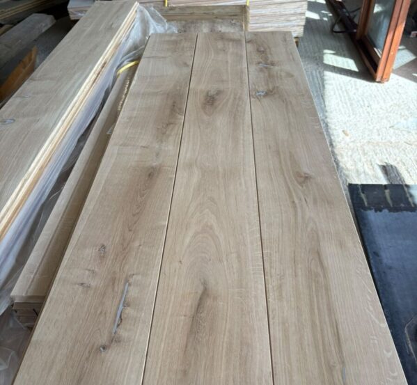 Solid Rustic Oak 7inch Floorboards