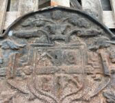 Reclaimed Cast Iron Heraldic Crest & Oak Leaf Fireback
